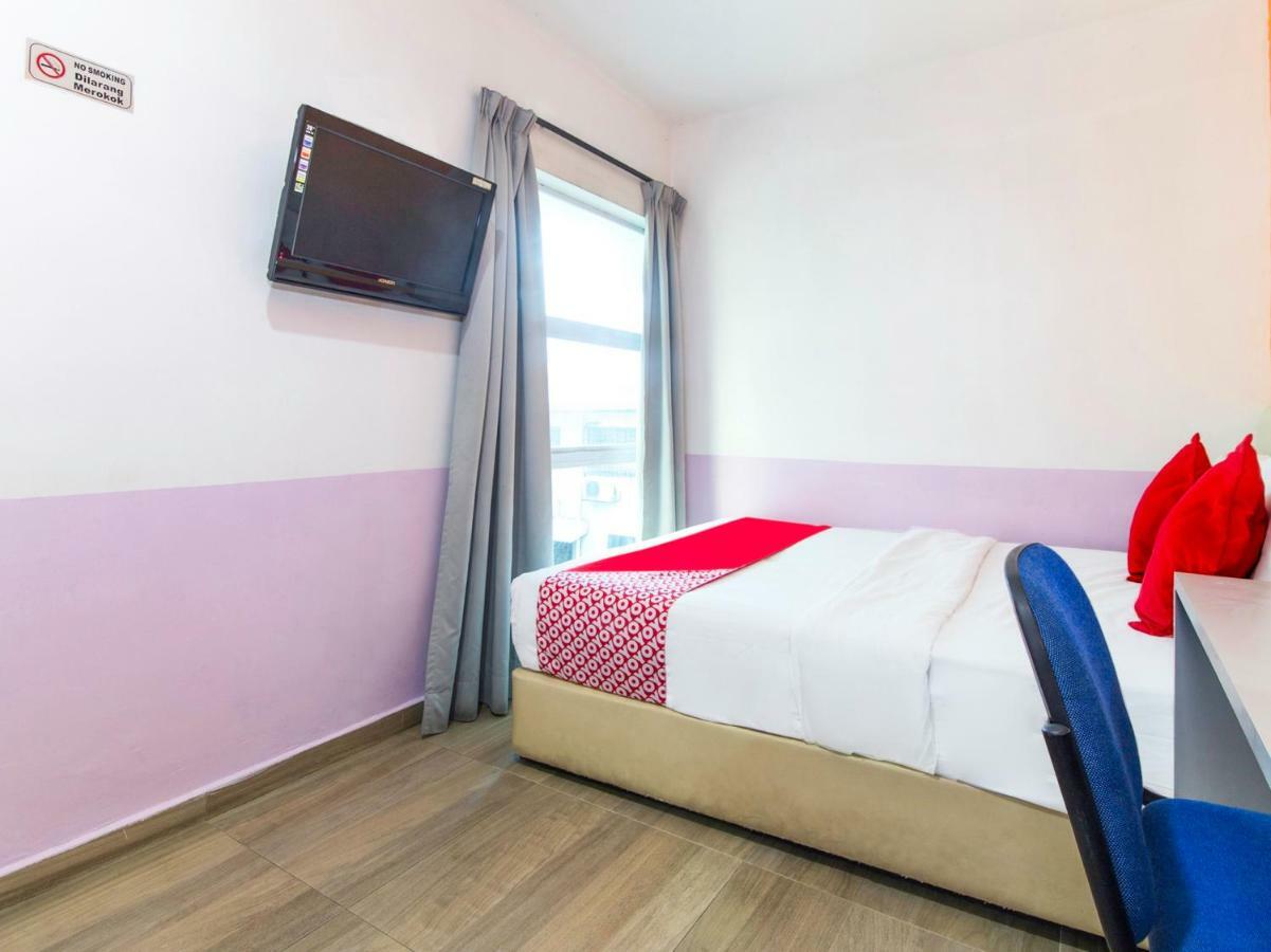 City Kuchai Hotel -Kuchai Lama,Куала-Лумпур Екстер'єр фото